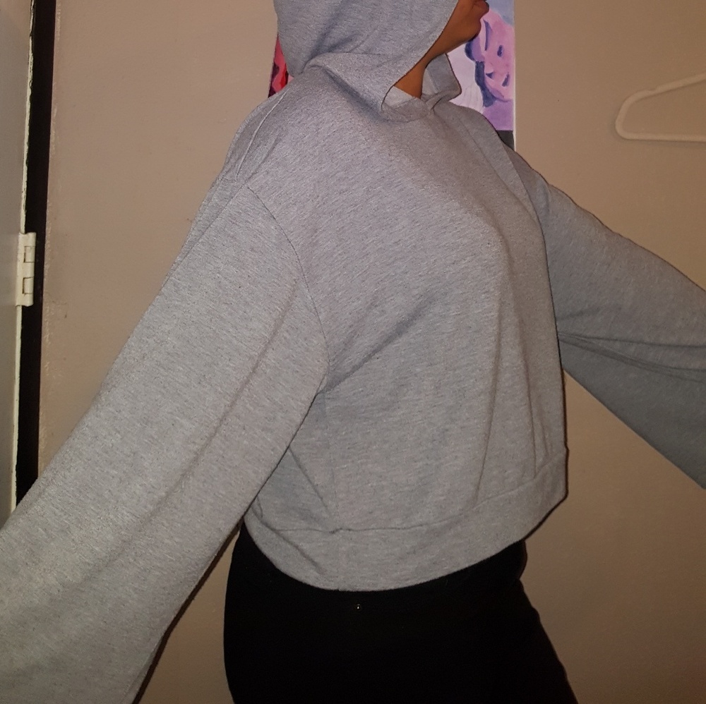 FOREVER 21 HOODIE